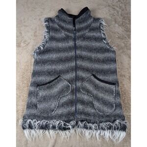 VTG Komodo Ethical Brand Gray Mens Wool Blend Vest Made in Nepal Size 2 -MEDIUM